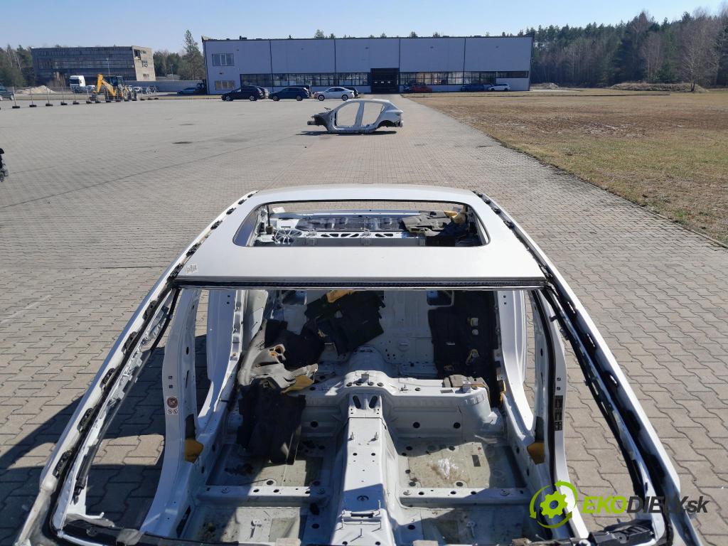 Bmw Seria 7 0 Strecha: