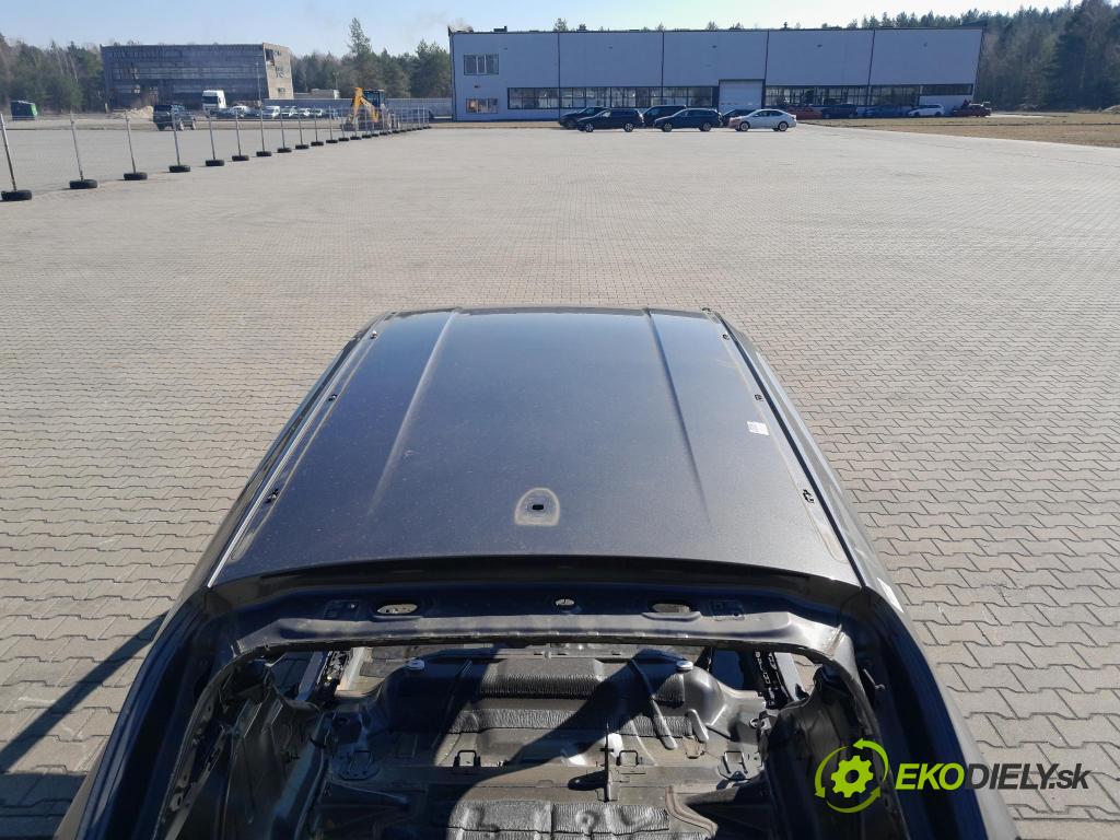Ford Focus 0 Strecha: