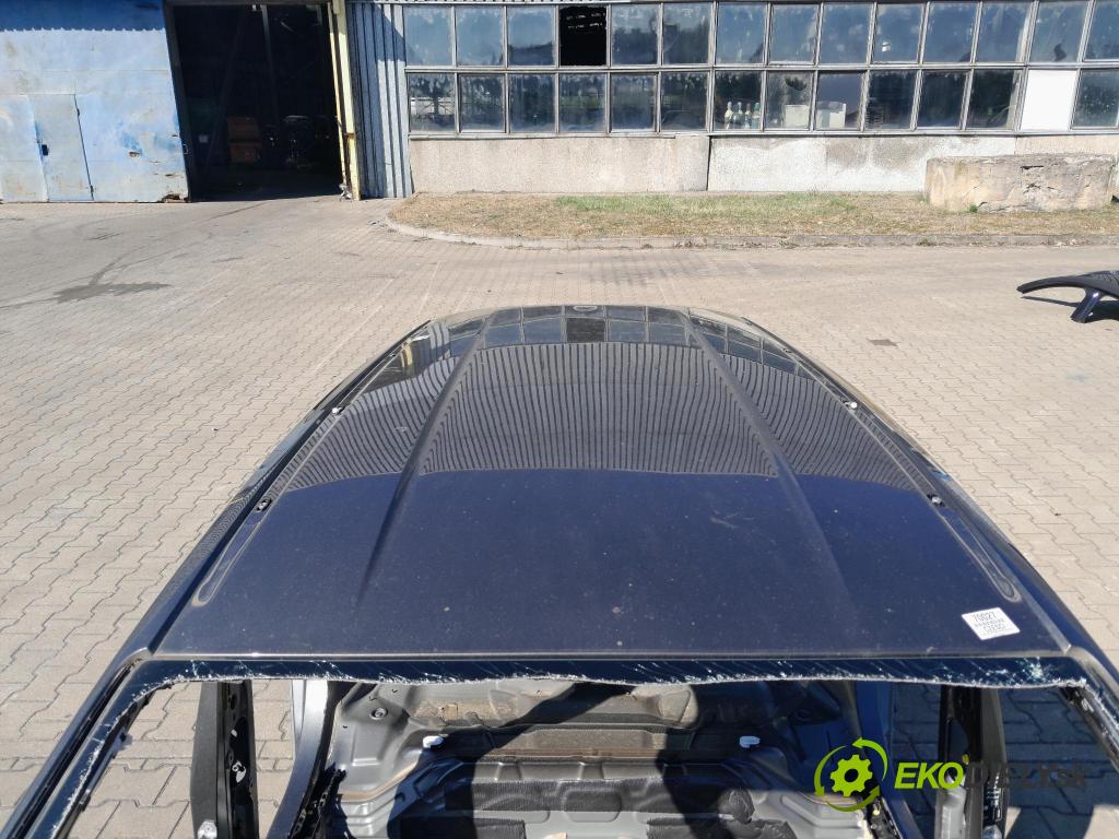 Ford Focus 0 Strecha: 