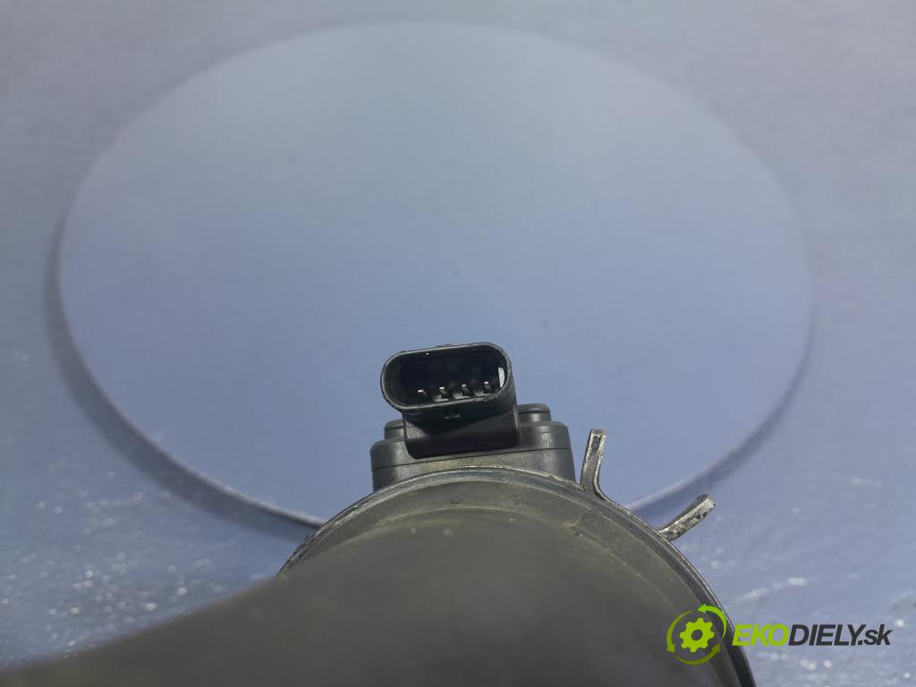 Mercedes S-klasa 2007 průtokoměr: A6290900248