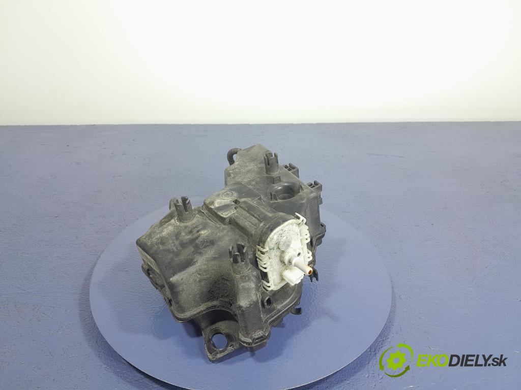 Peugeot 5008 2018 Nádrž: AdBlue: 9809778180