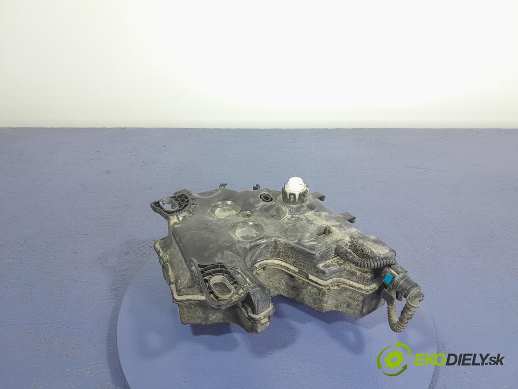 Peugeot 5008 2018 Nádrž: AdBlue: 9809778180