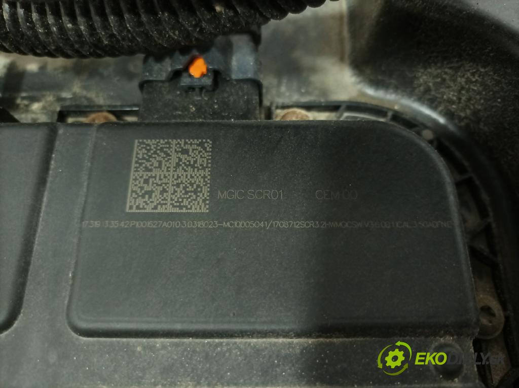 Peugeot 5008 2018 Nádrž: AdBlue: 9825645580