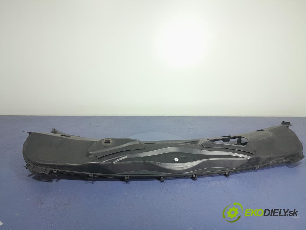 Mercedes S-klasa 2007 torpédo A2218800105