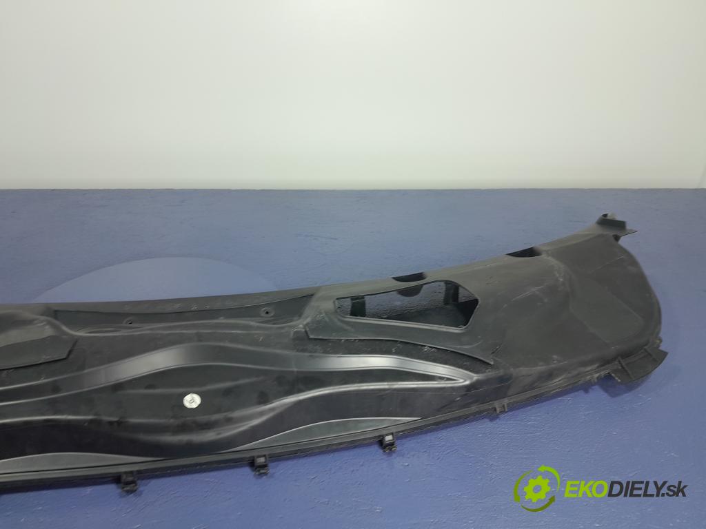 Mercedes S-klasa 2007 torpédo A2218800105