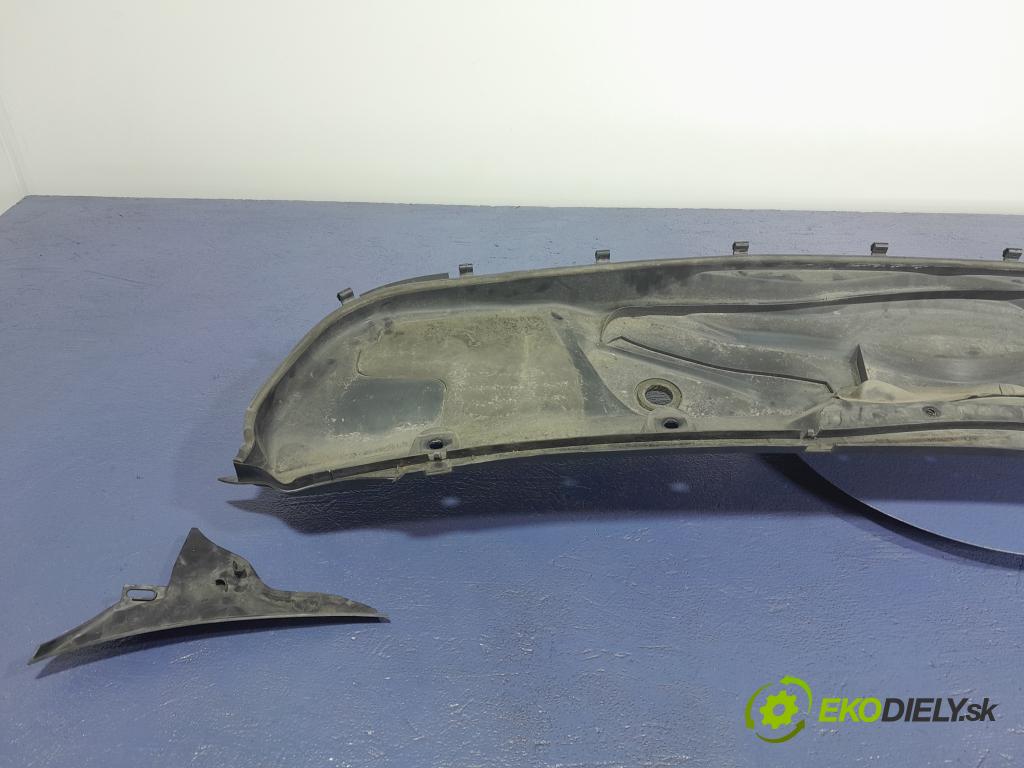 Mercedes S-klasa 2007 torpédo A2218800105