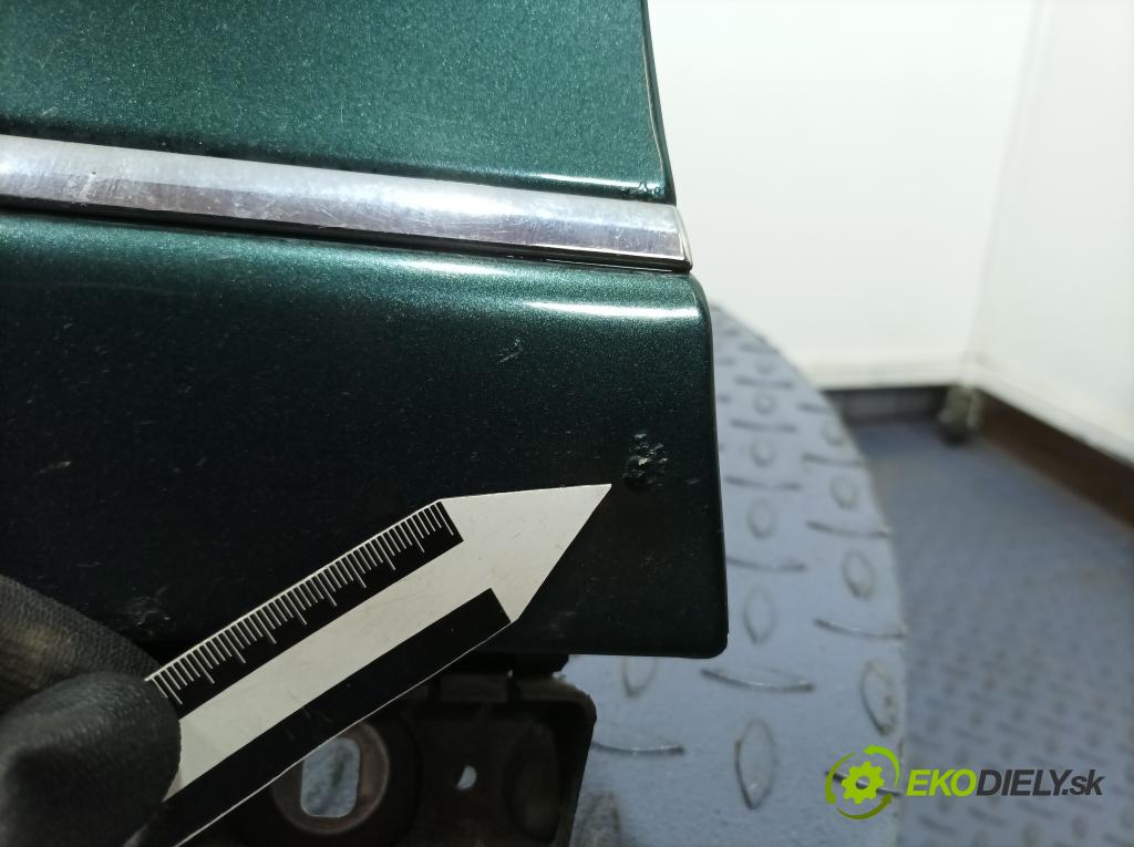 Mercedes S-klasa 2007 blatnik před Levý: 01