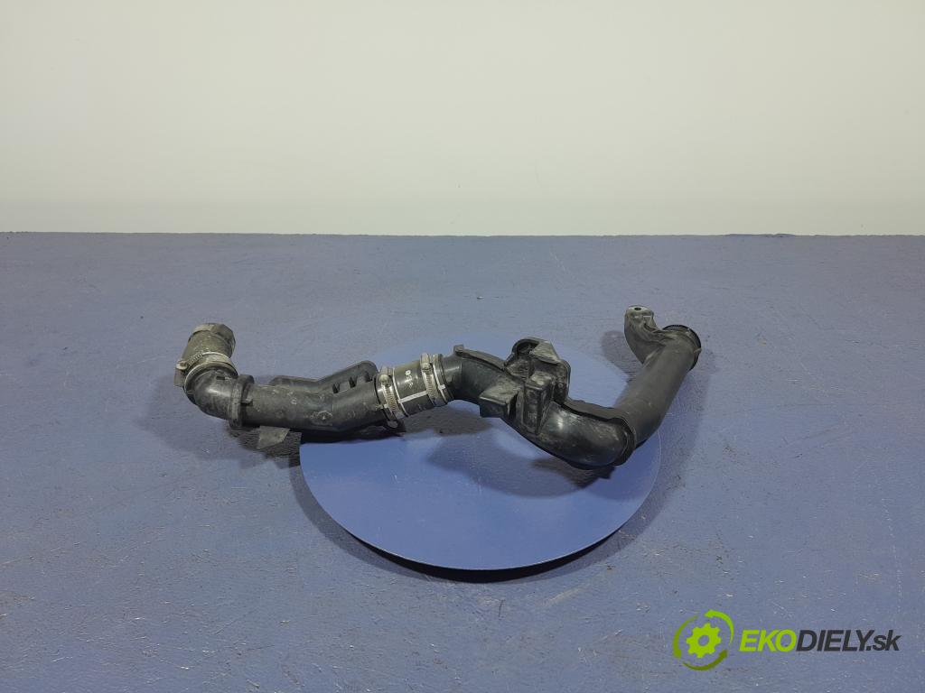 Peugeot 5008 2018 trubka Vzduch: 9675758280