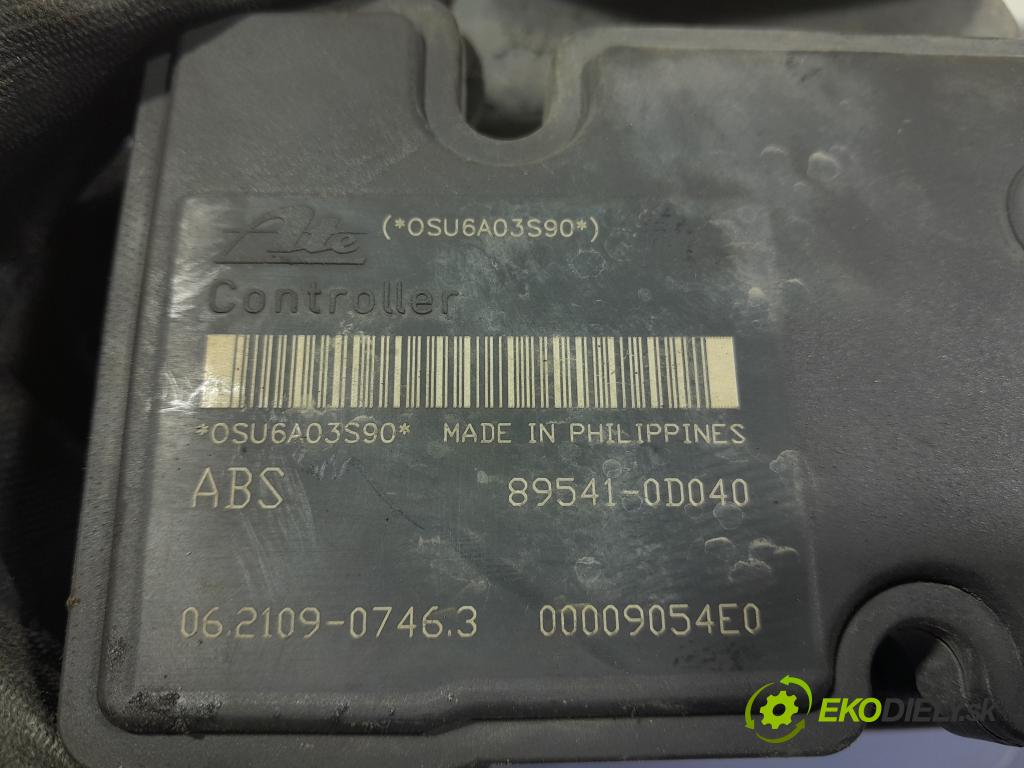 Toyota Yaris 2006 čerpadlo ABS x 44510-0D030