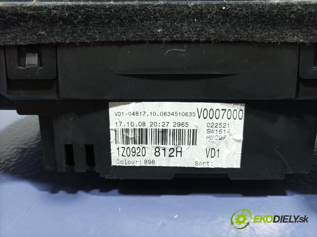 Skoda Octavia 2008 prístrojovka/ budíky 1Z0920812H