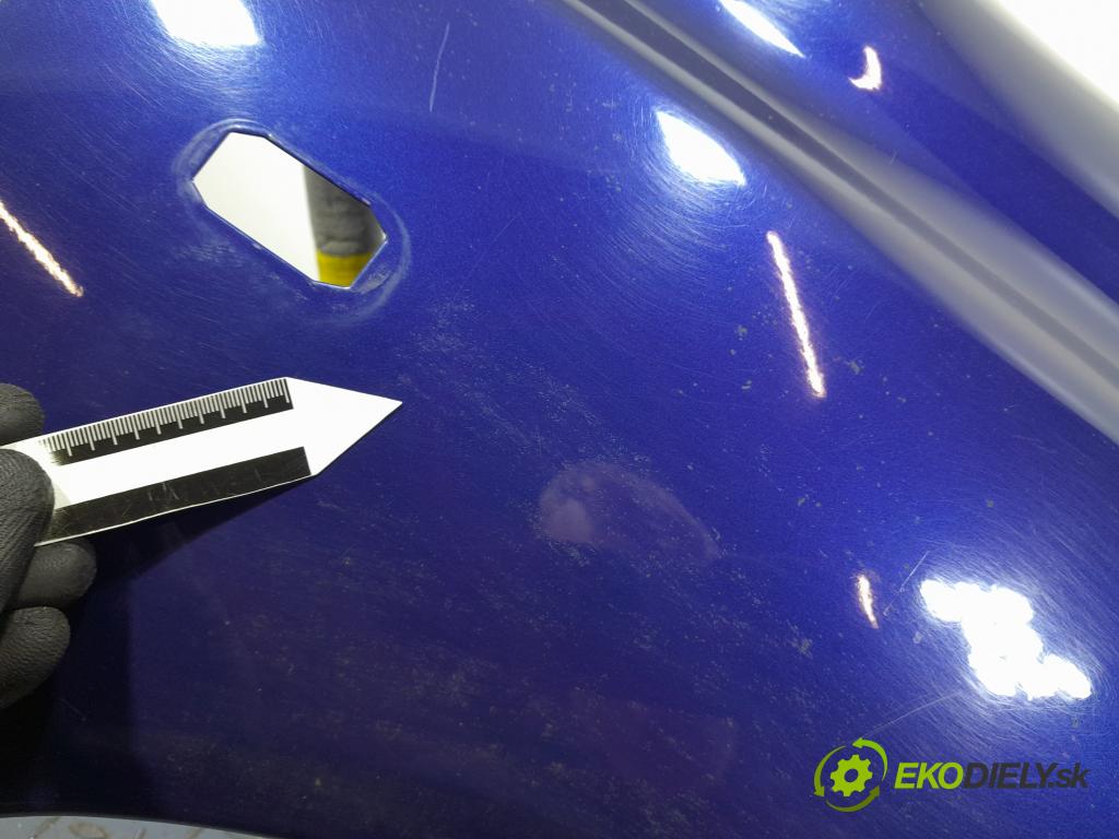 Nissan Micra 2003 blatnik před v pravo: 01