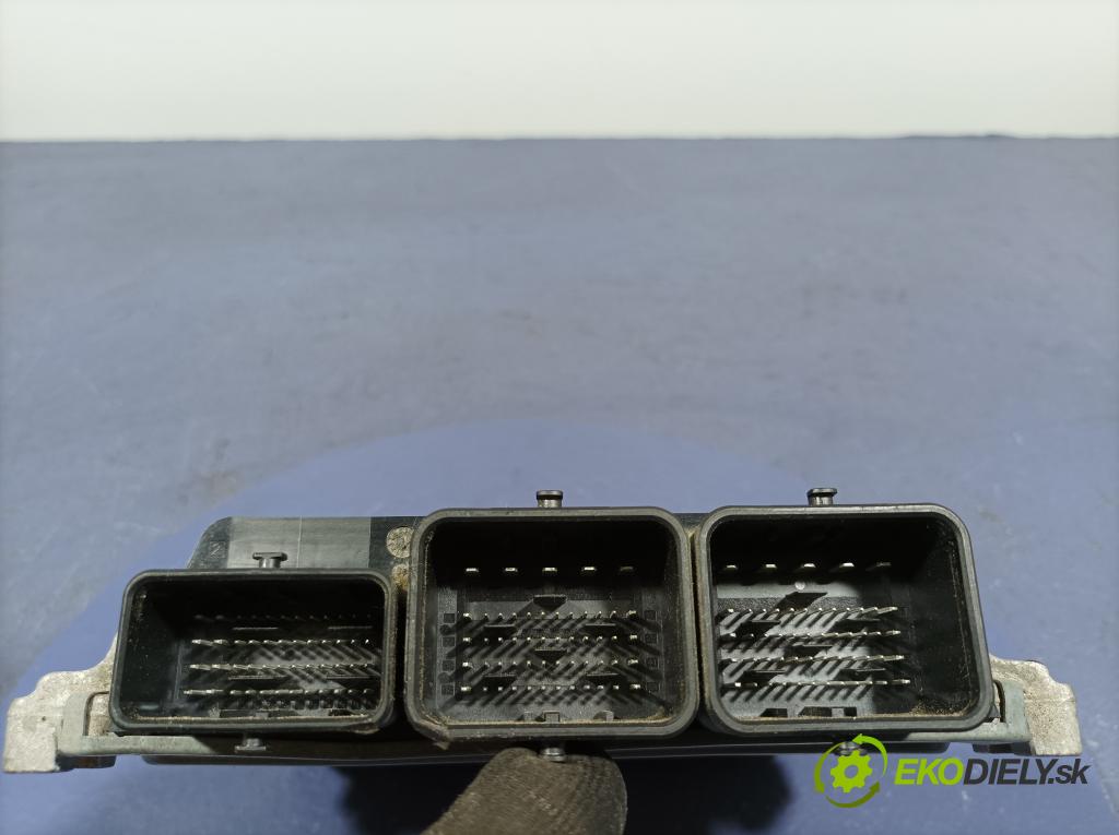 Citroen C4 picasso 2011 riadiaca jednotka Motor: 9676761080