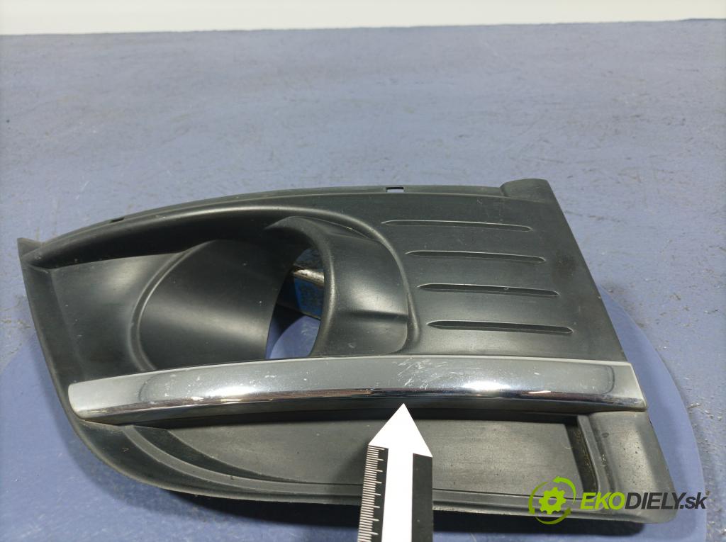 Citroen C4 picasso 2011 lišta narazník 9680404177