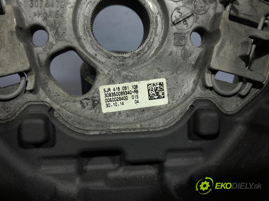 Skoda Fabia 2014 volant 5JA419091