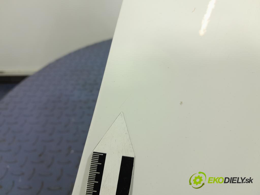 Skoda Fabia 2014 blatnik před v pravo: 01