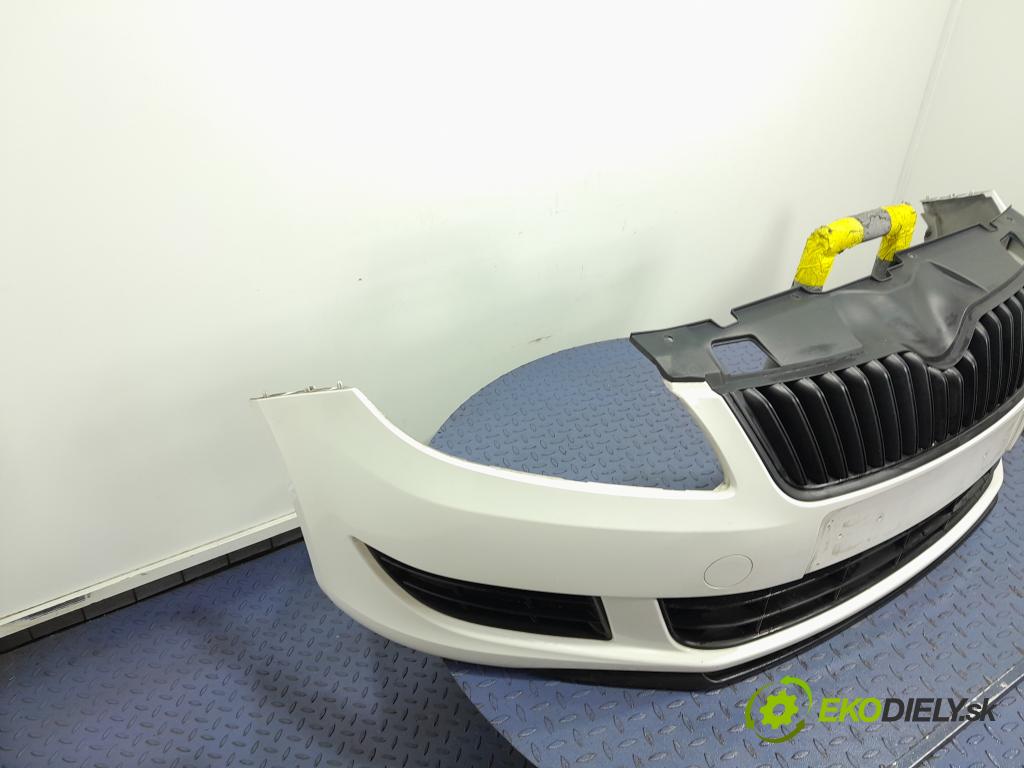 Skoda Fabia 2014 nárazník před 01