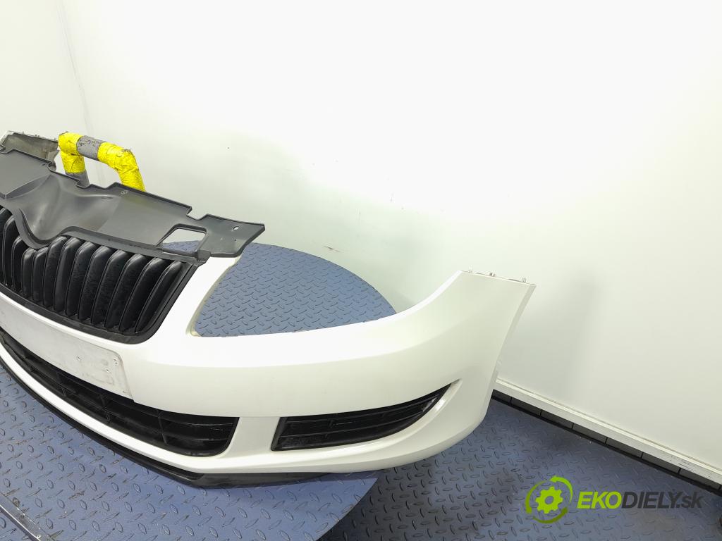 Skoda Fabia 2014 nárazník před 01