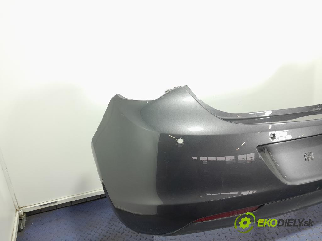 Opel Astra 2010 nárazník Zad: 01