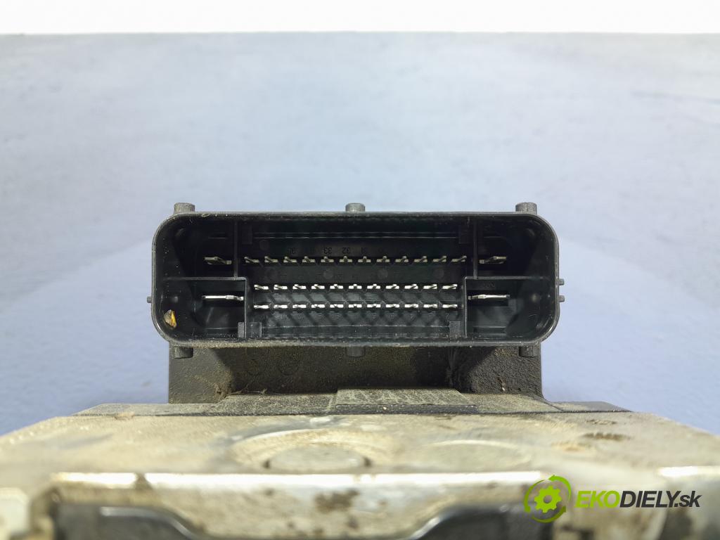 Opel Astra 2010 čerpadlo ABS x 13332613