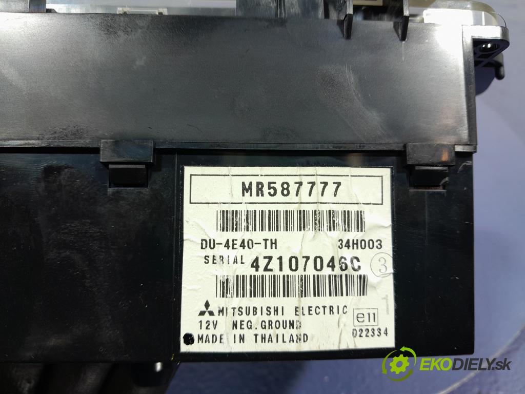 Mitsubishi Colt 2005 Zobrazit: Rádio: / GPS MR587777