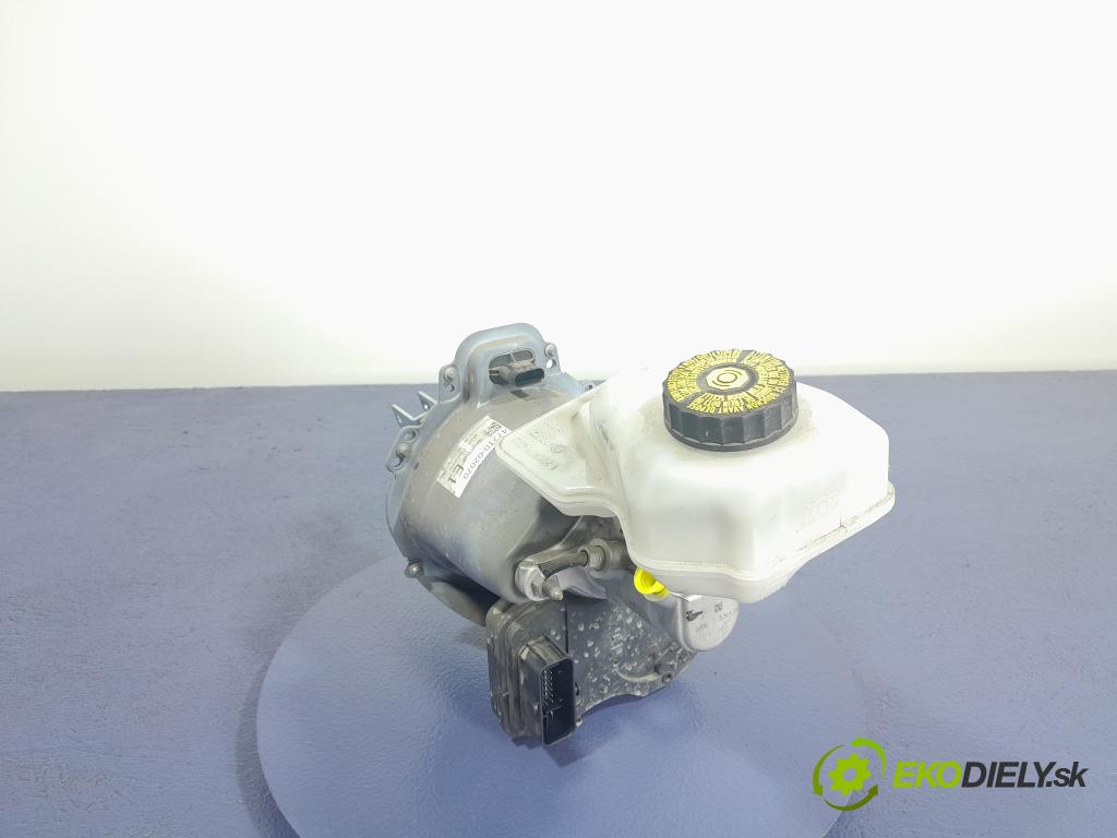 Toyota Corolla 2023 servo Brzdní: 47210-02070