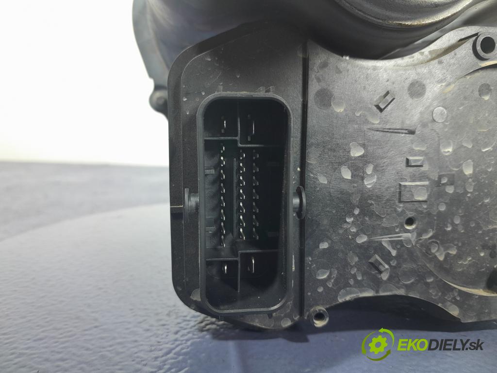 Toyota Corolla 2023 servo Brzdní: 47210-02070
