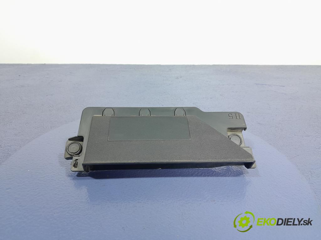 Toyota Corolla 2023 Vstup: Vzduch: 17753-0T140