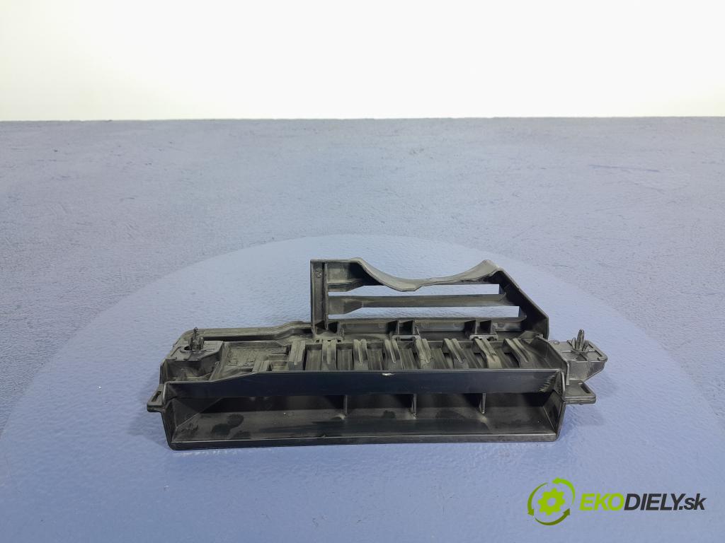 Toyota Corolla 2023 Vstup: Vzduch: 17753-0T140