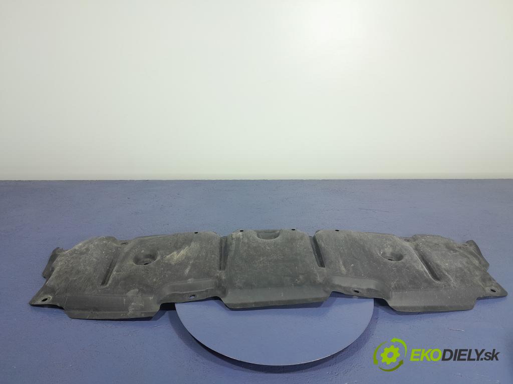 Toyota Corolla 2023 kryt Plast: podvozek: 51451-02180