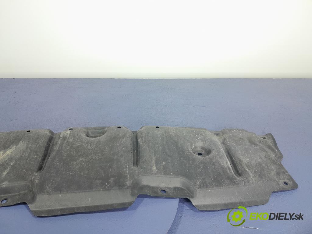 Toyota Corolla 2023 kryt Plast: podvozek: 51451-02180