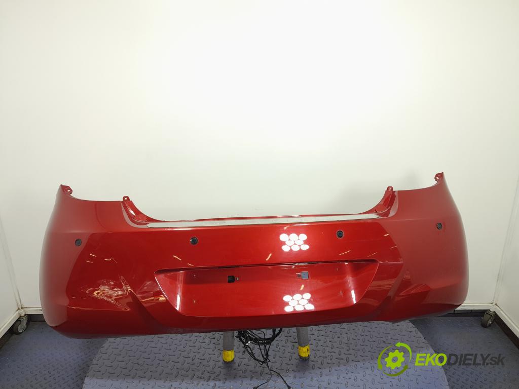 Hyundai I20 2009 nárazník Zad: 01