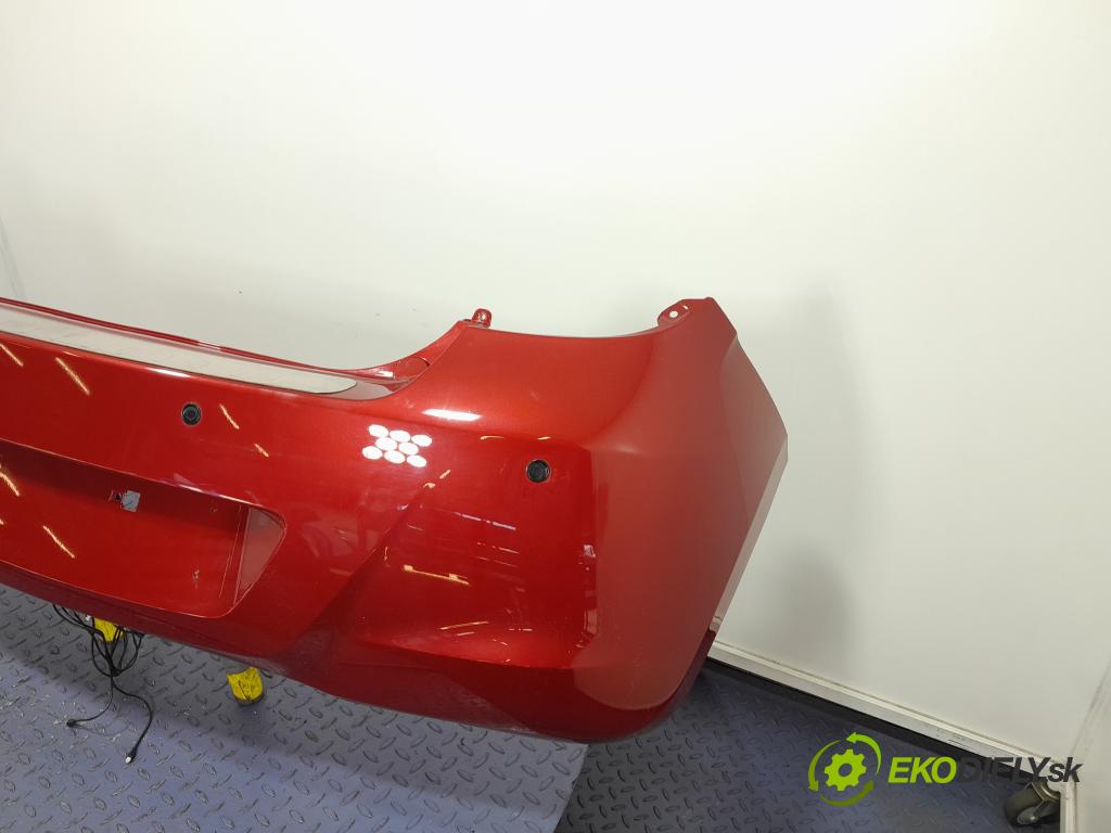 Hyundai I20 2009 nárazník Zad: 01