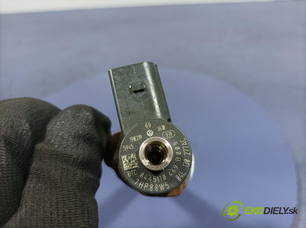 Skoda Superb 2019 vstřikovač 04L130277AC