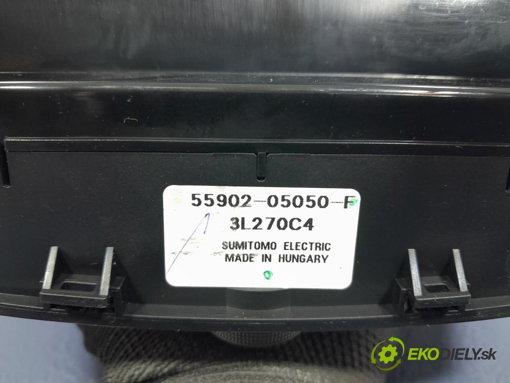 Toyota Avensis 2004 Radio I Navigácia: 86120-05080
