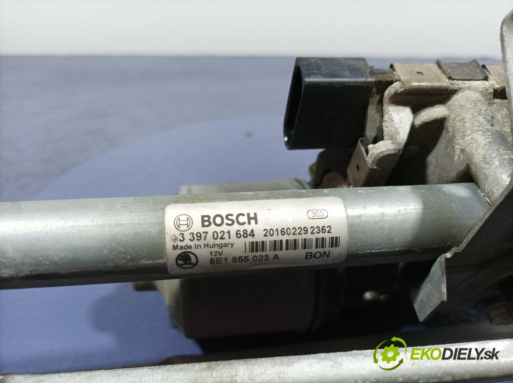Skoda Octavia 2016 mechanismus motorek Stěrače: před 5E1955023A