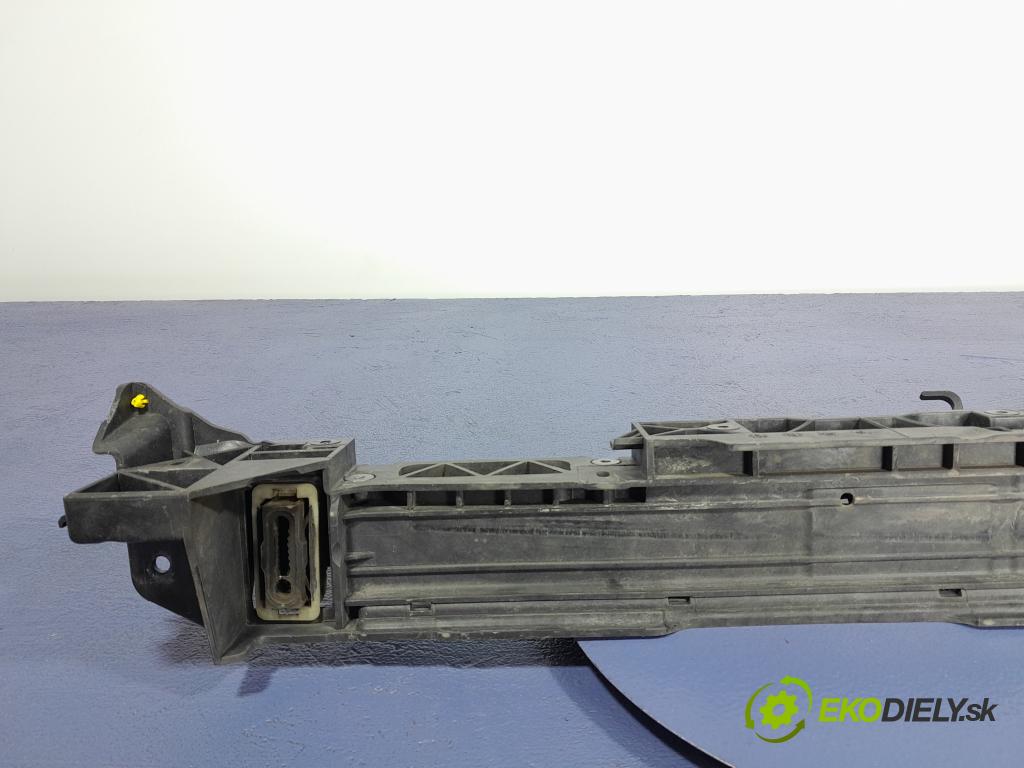 Peugeot 308 2014 výztuha Čelní / stěna Přední 9807148180
