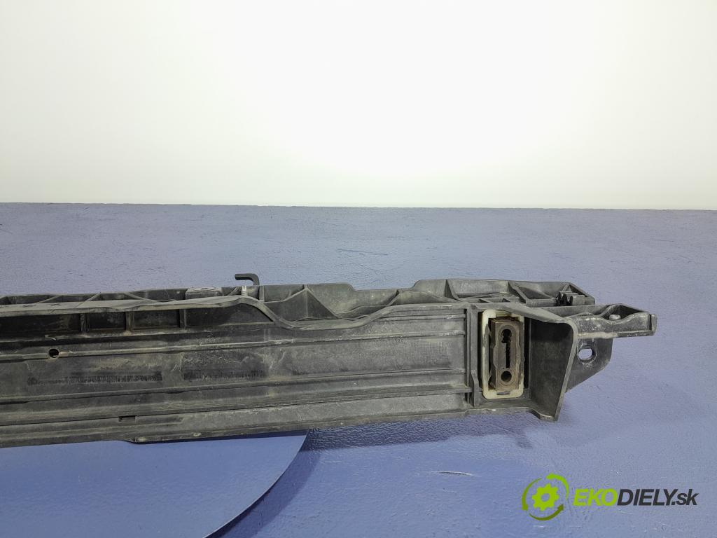 Peugeot 308 2014 výztuha Čelní / stěna Přední 9807148180