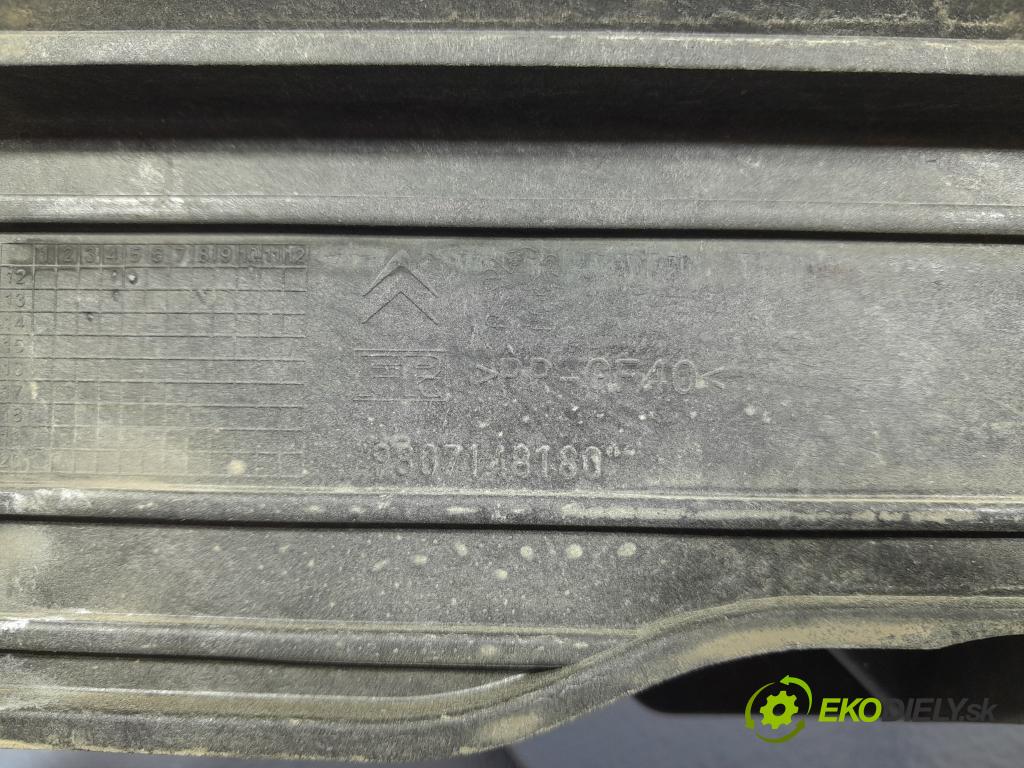 Peugeot 308 2014 výztuha Čelní / stěna Přední 9807148180