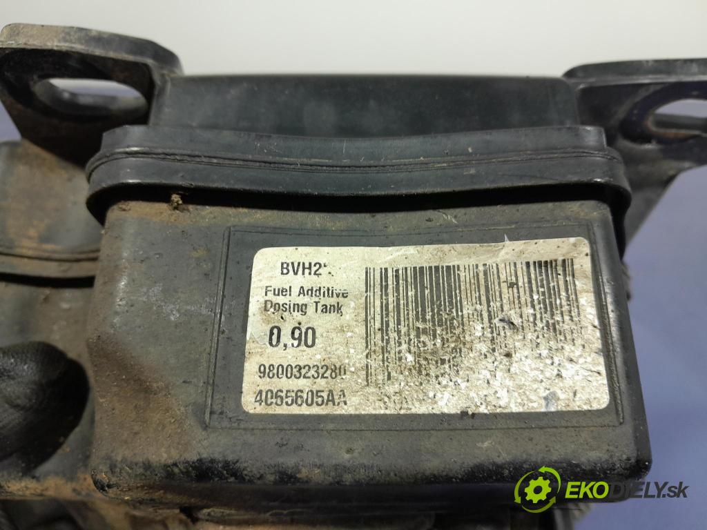 Peugeot 308 2014 Nádrž: AdBlue: 9800323280