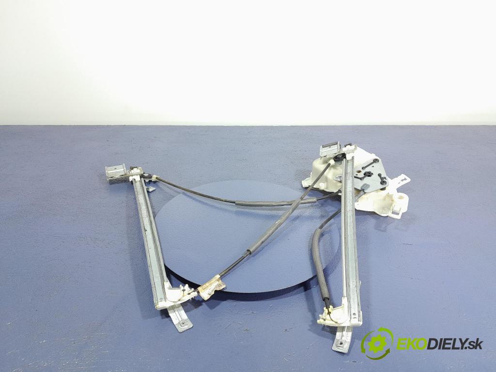 Seat Altea 2005 mechanismus stahování Sklenka: před v pravo: 5P0837402J