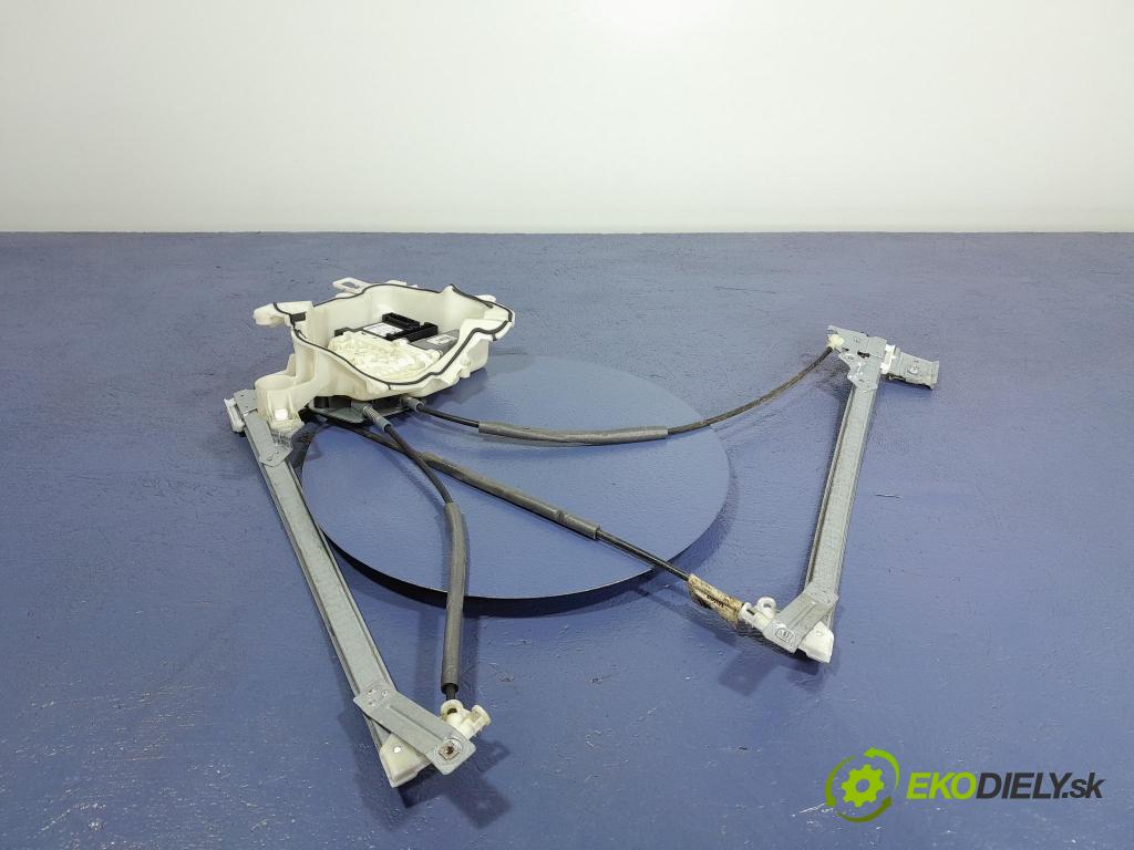 Seat Altea 2005 mechanismus stahování Sklenka: před v pravo: 5P0837402J