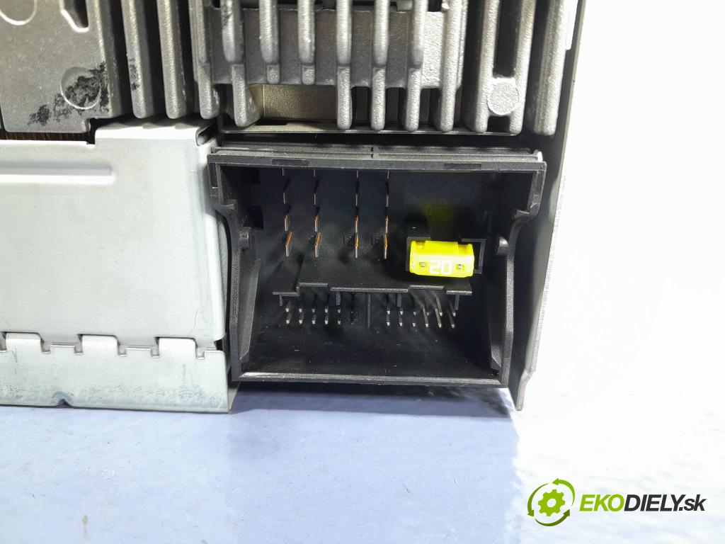 Vw Passat 2008 Radio I Navigácia: 1T0035680A