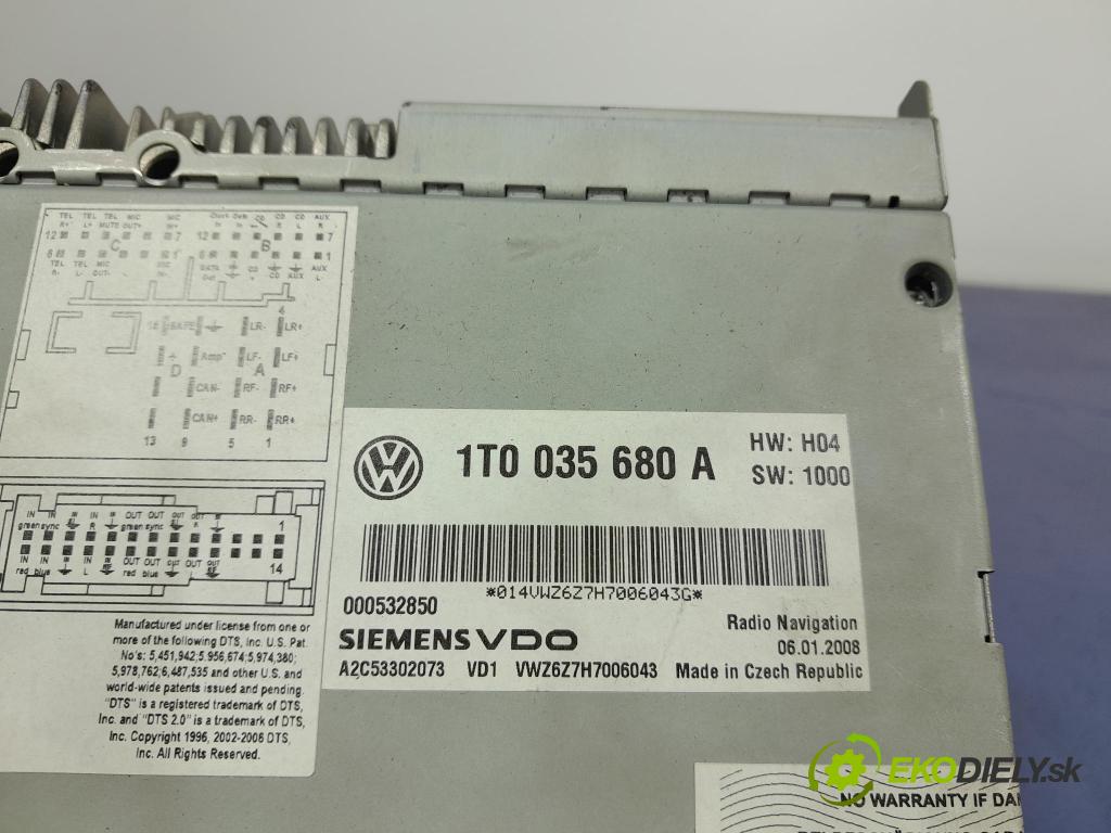 Vw Passat 2008 Radio I Navigácia: 1T0035680A