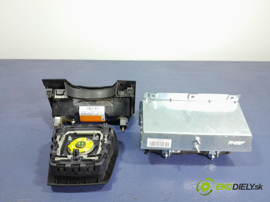 Ford Mondeo 2008 kokpit,pristrojová doska 01