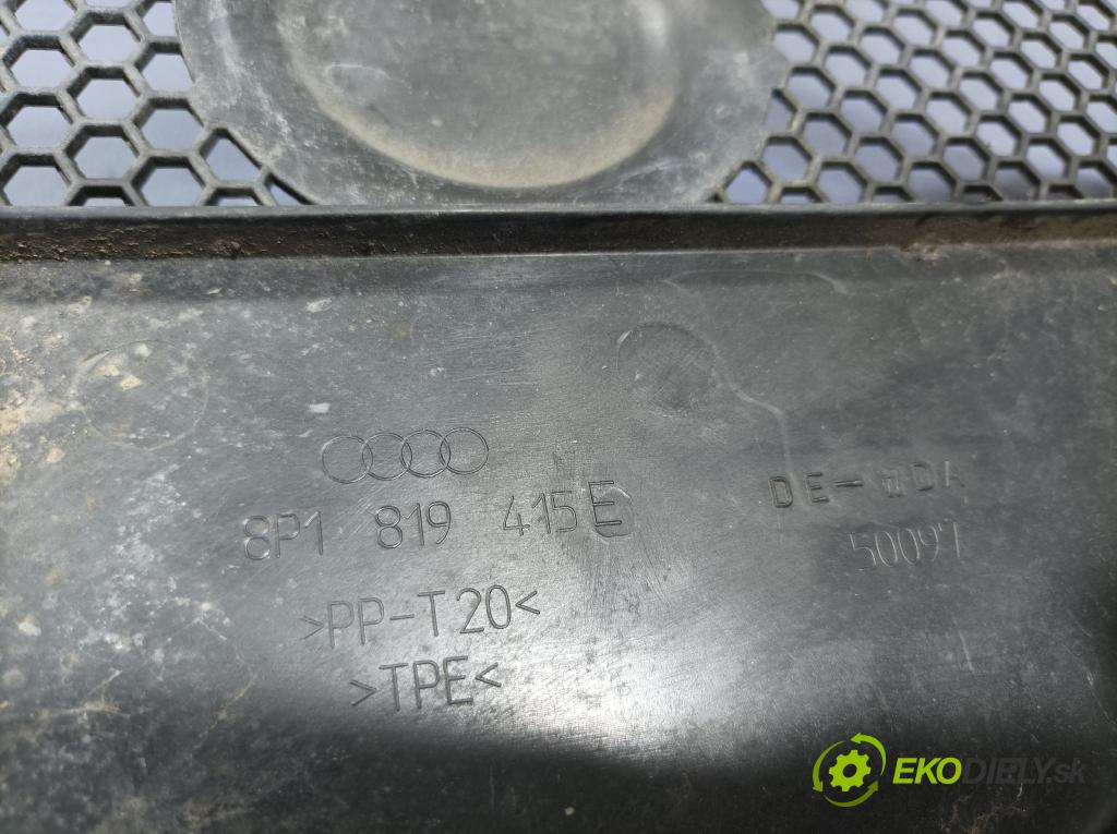 Audi A3 2008 torpédo 8P1819415E