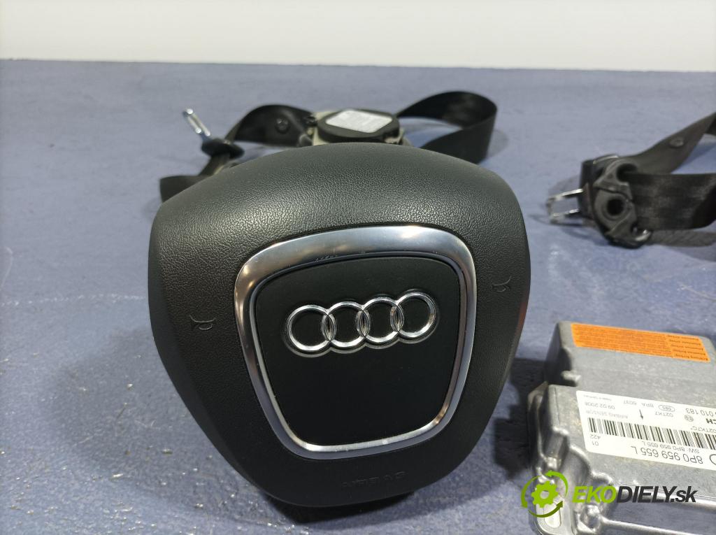 Audi A3 2008 kokpit,pristrojová doska 01