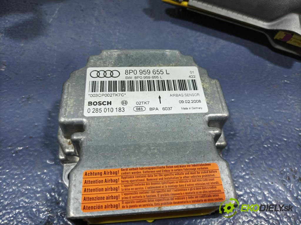 Audi A3 2008 kokpit,pristrojová doska 01