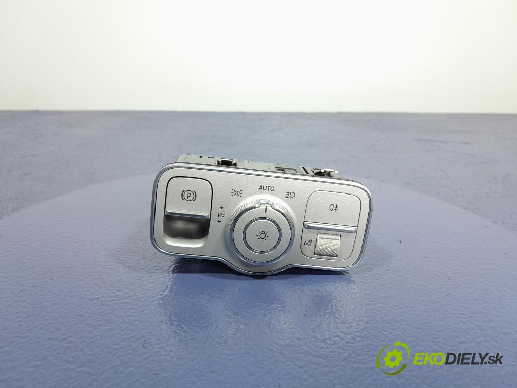 Mercedes Gle 2019 prepínač svetiel A1679051201