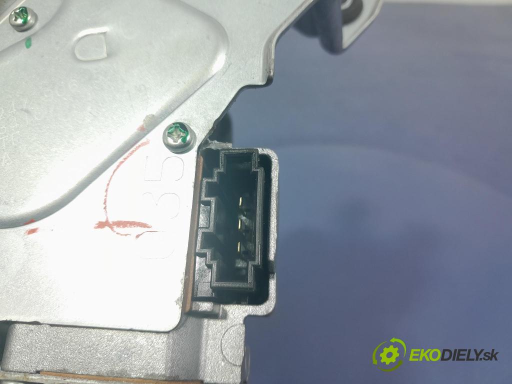 Mercedes Gle 2019 motor: Stierače: zad A2479065202