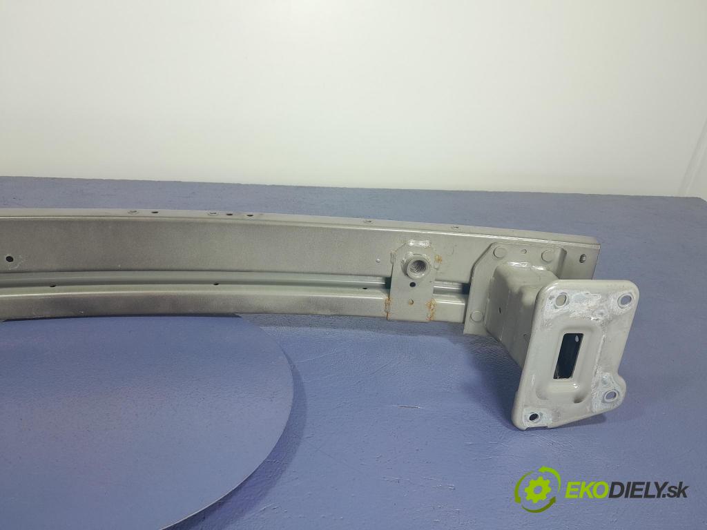 Nissan Qashqai 2019 výztuha narazník před 214564-80